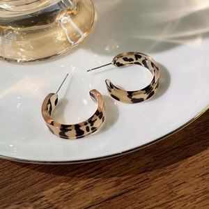 Last Chance Sale! Low Price 💥 NEW! Leopard Print Hoop Earrings